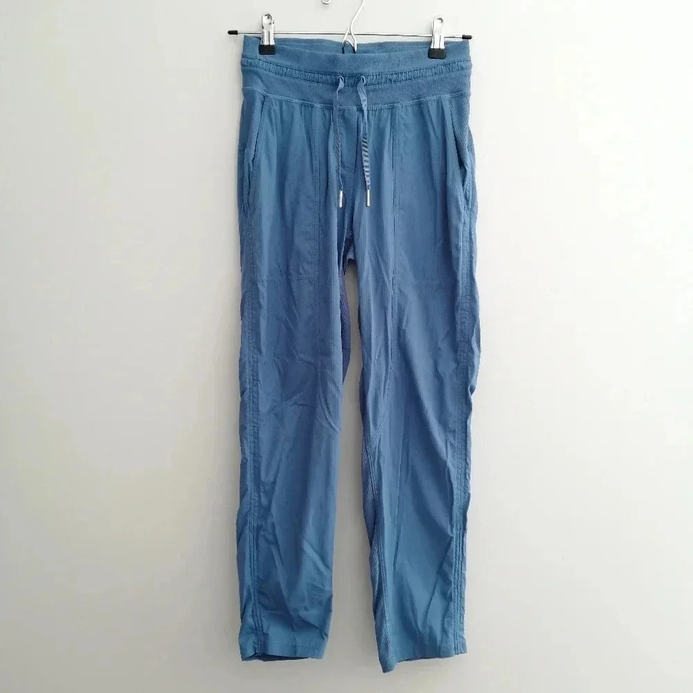 Lululemon Dance Studio Crop 25" Cinch Hem Pants Soft Denim Blue Size 2